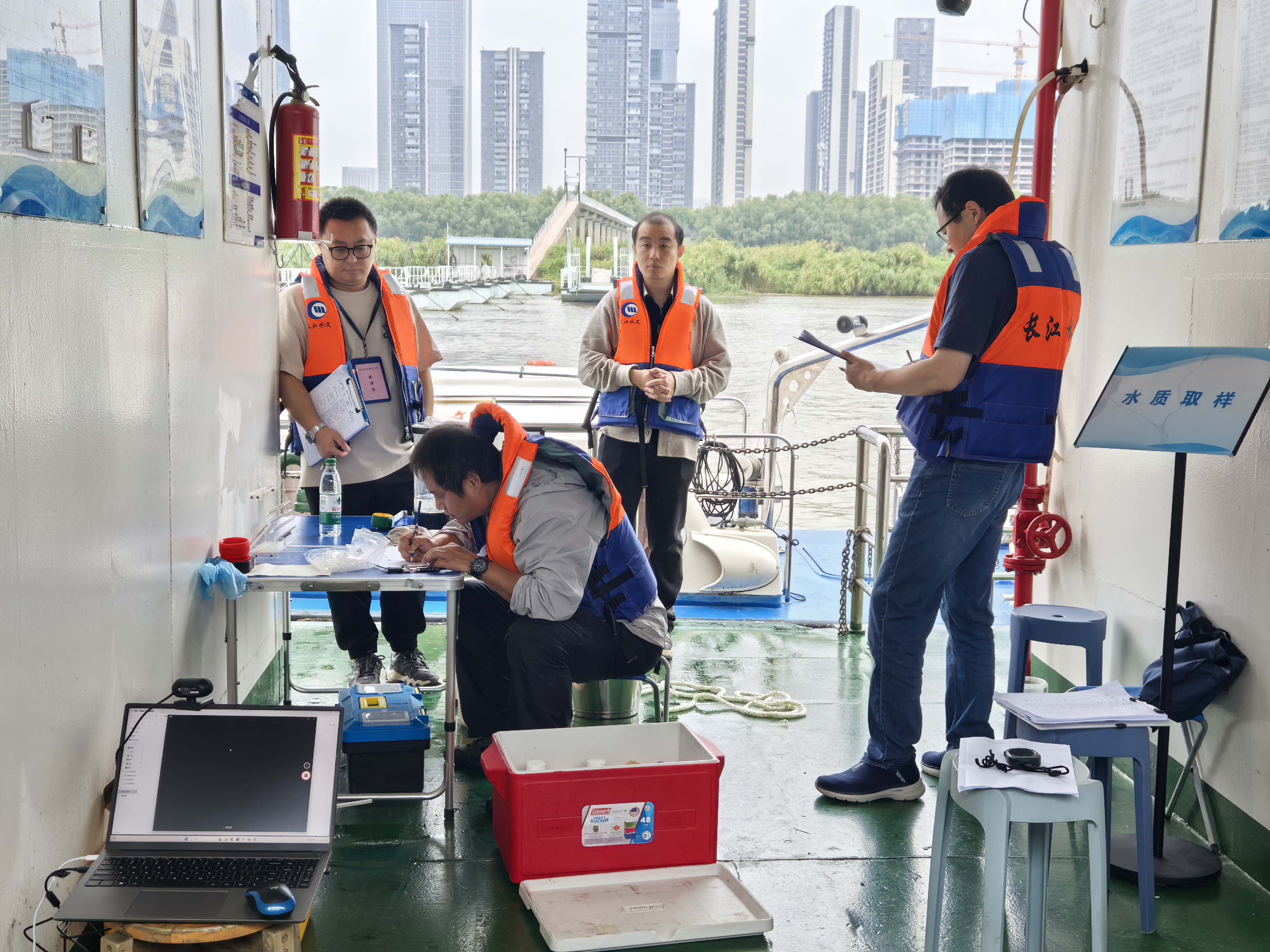 实操考试-&ldquo;水质取样&rdquo;现场